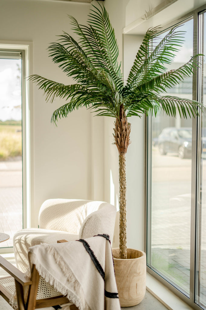 Moderne kunstpalm voor eigentijds interieur